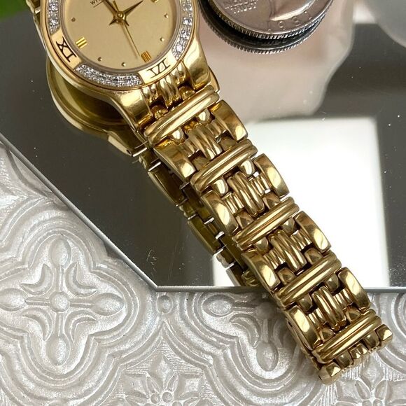 Wittnauer 2003 Diamond Accented Bezel Swiss Quartz Dress Watch - Picture 16 of 16